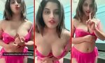 Just awesome instagram babe Gunnjan Aras poses all nude on t